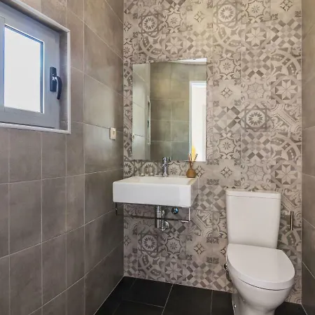 Arribas By Interhome Patroves