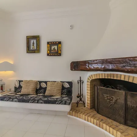 Villa Arribas By Interhome Patroves