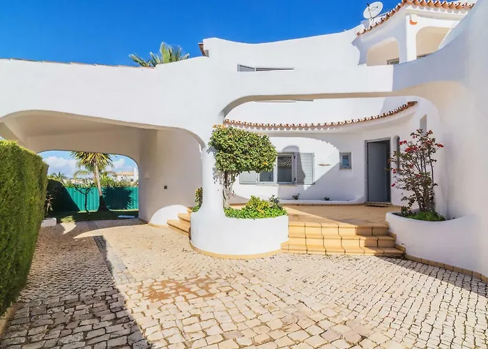 Arribas By Interhome Patroves