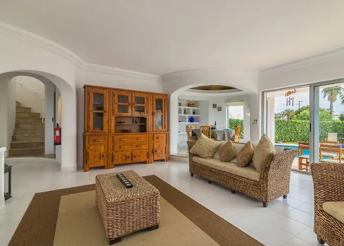 Arribas By Interhome Patroves